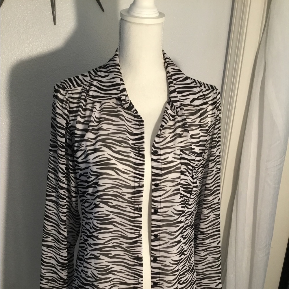 Guess tiger striped shirt- M